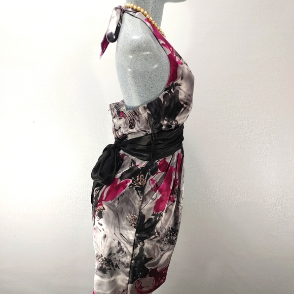 Speechless Halterneck Dress 9 - Picture 2 of 12